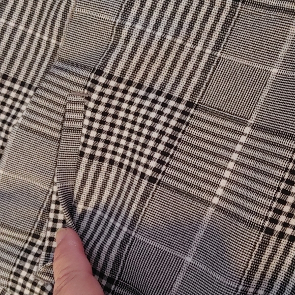 🇨🇦 Lily Morgan Women's Plaid Stretch Pant - Picture 5 of 7